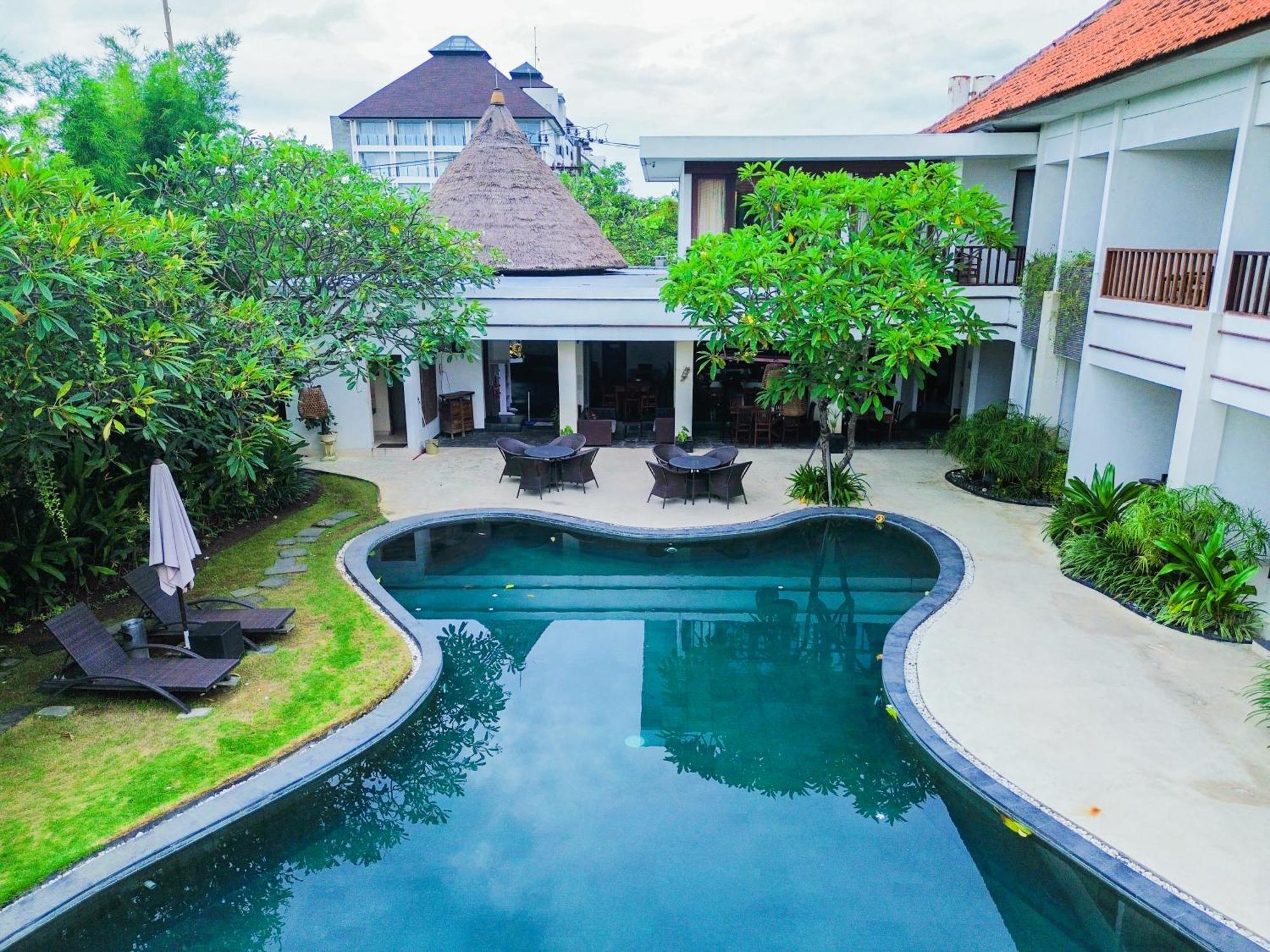 Villa Diana Bali 16 Bedrooms Seminyak Extérieur photo