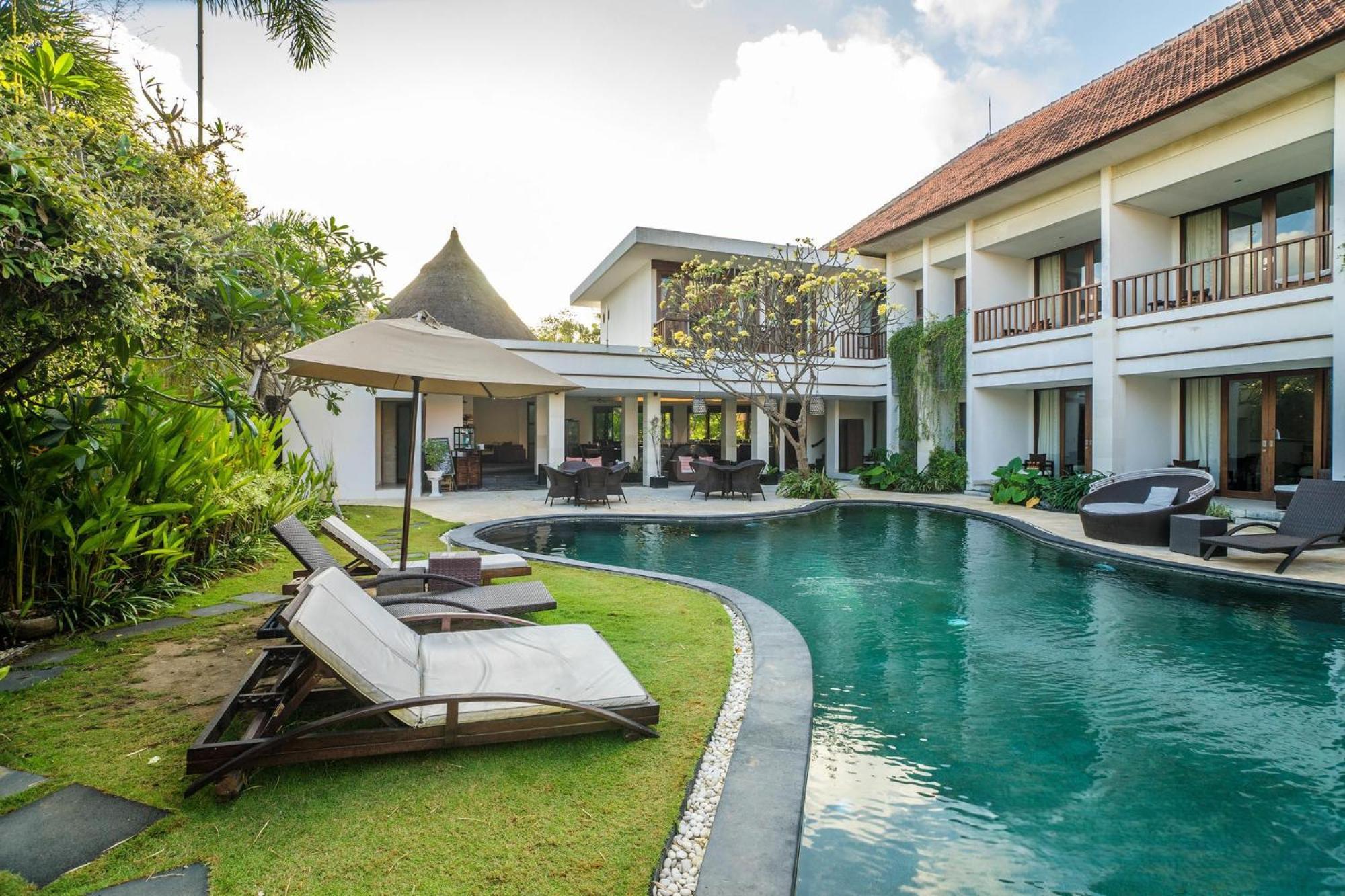 Villa Diana Bali 16 Bedrooms Seminyak Extérieur photo