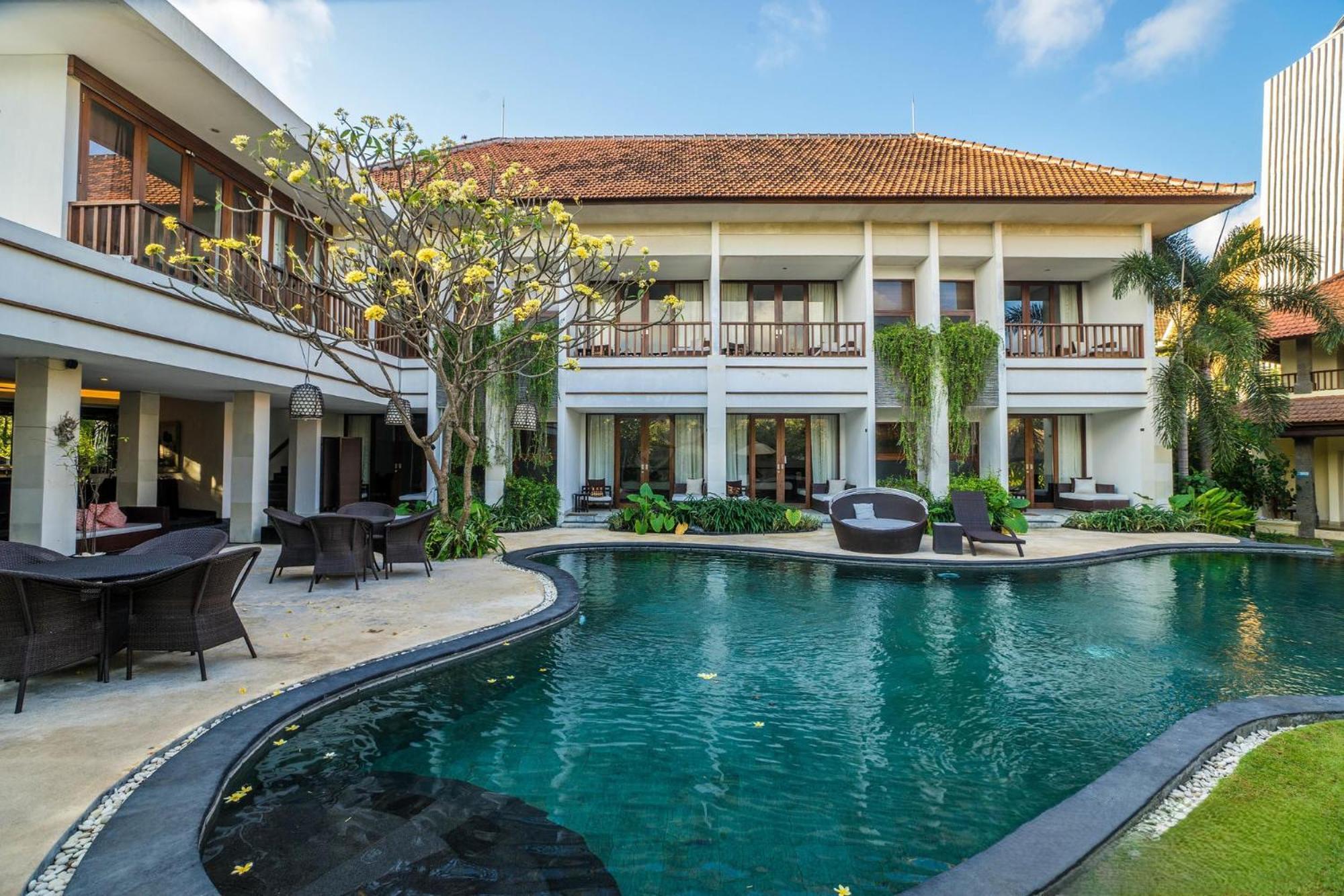 Villa Diana Bali 16 Bedrooms Seminyak Extérieur photo