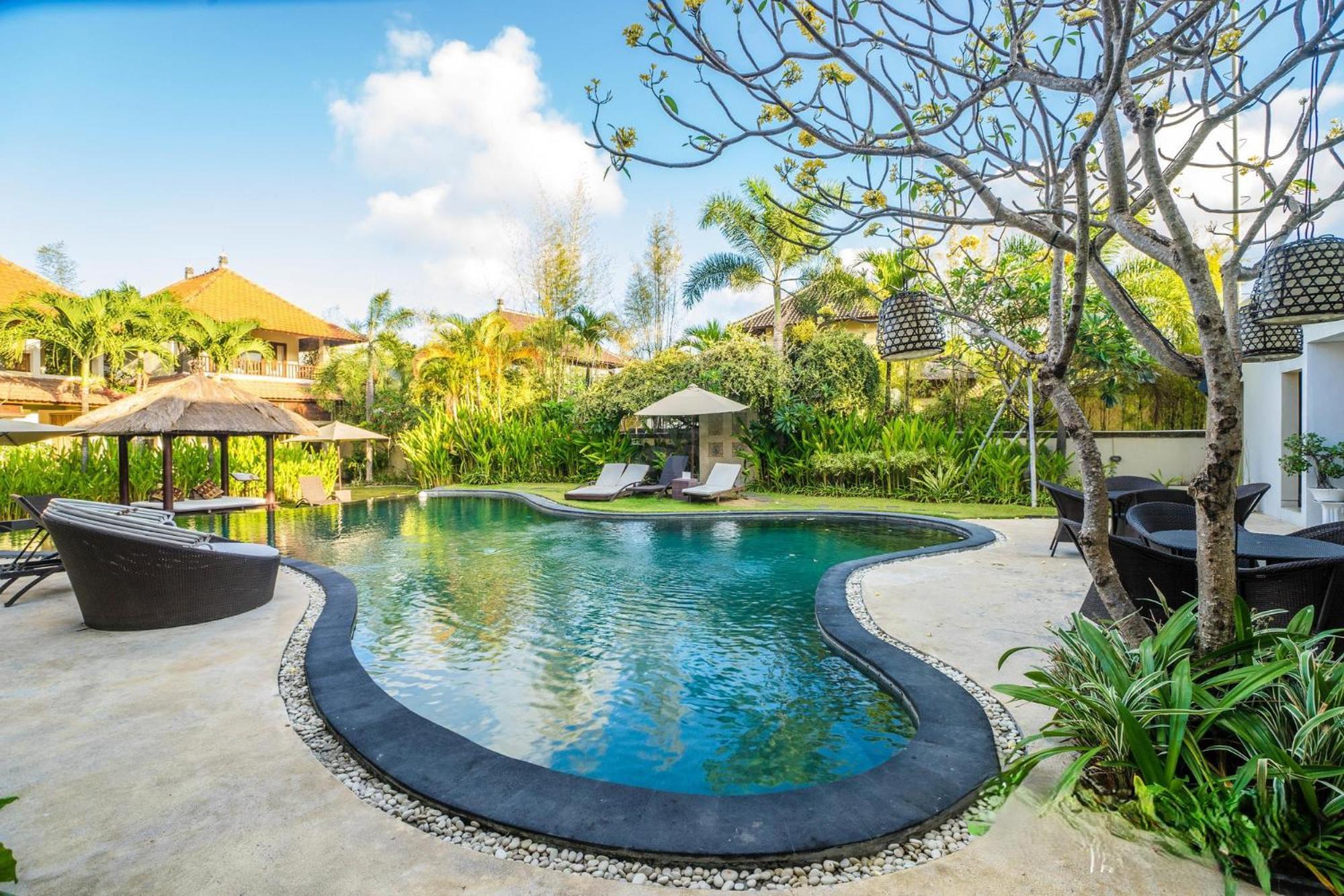 Villa Diana Bali 16 Bedrooms Seminyak Extérieur photo